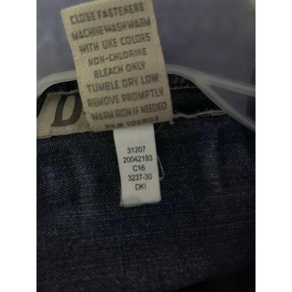 Duluth Trading Mens Denim Snap Button Shirt Sz XL Med Wash Blue Long Sleeve Work - Picture 9 of 11